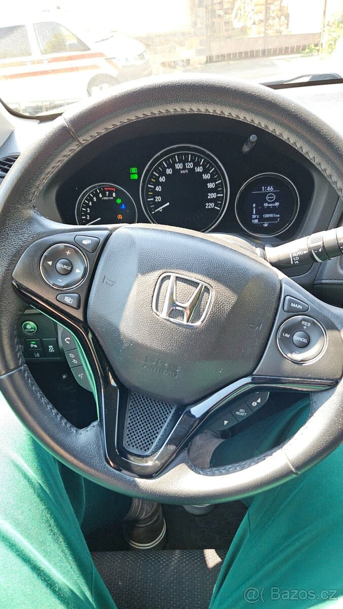 2017 Honda HR-V - 15