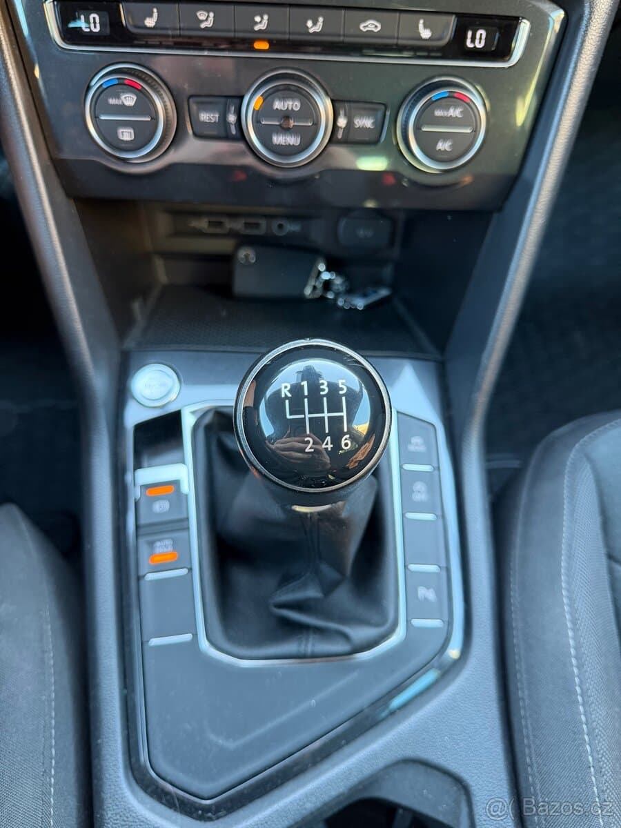 2018 Volkswagen TIGUAN - 15