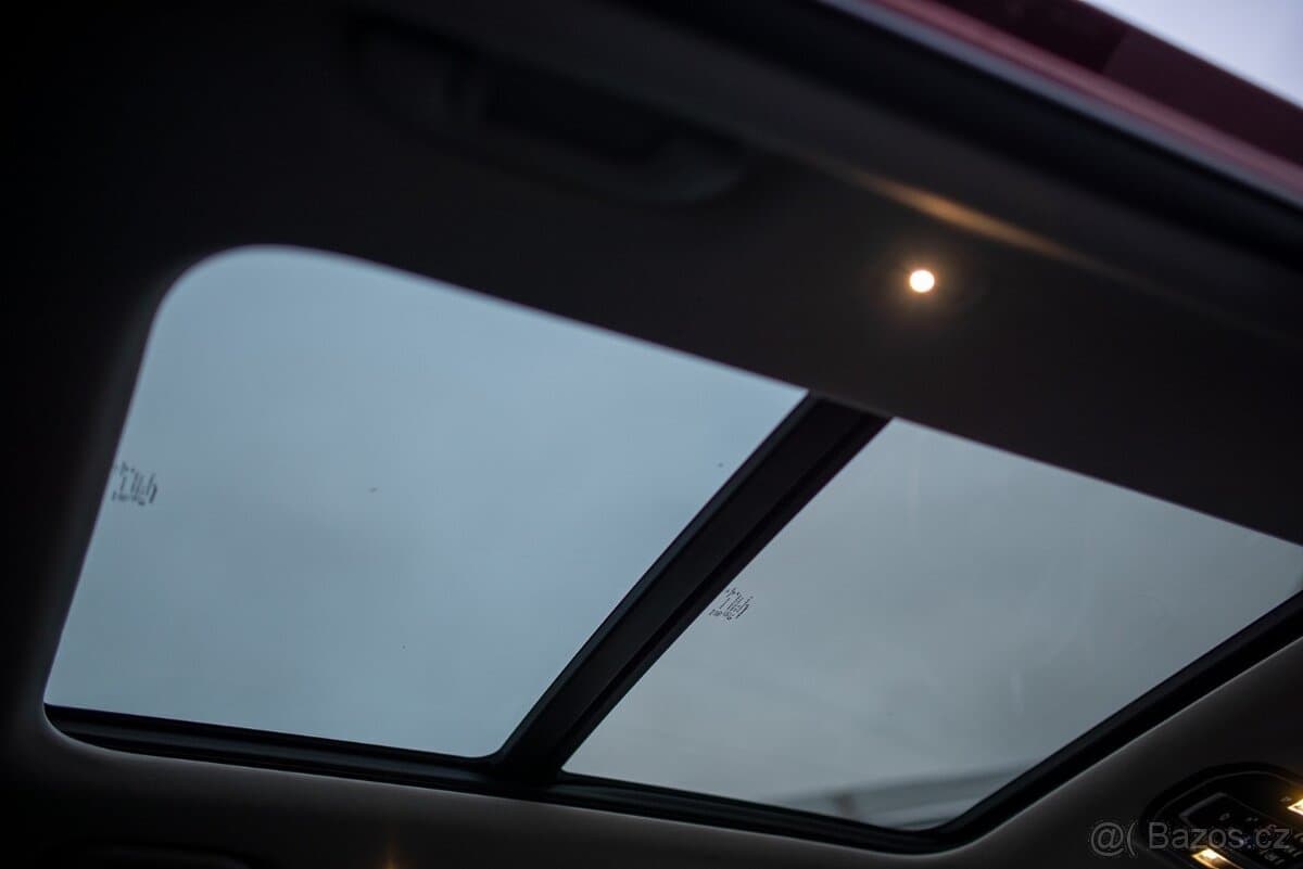 2021 Jeep CHEROKEE - 15