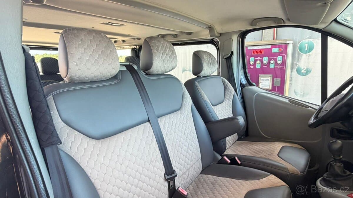 2010 Renault TRAFIC - 15