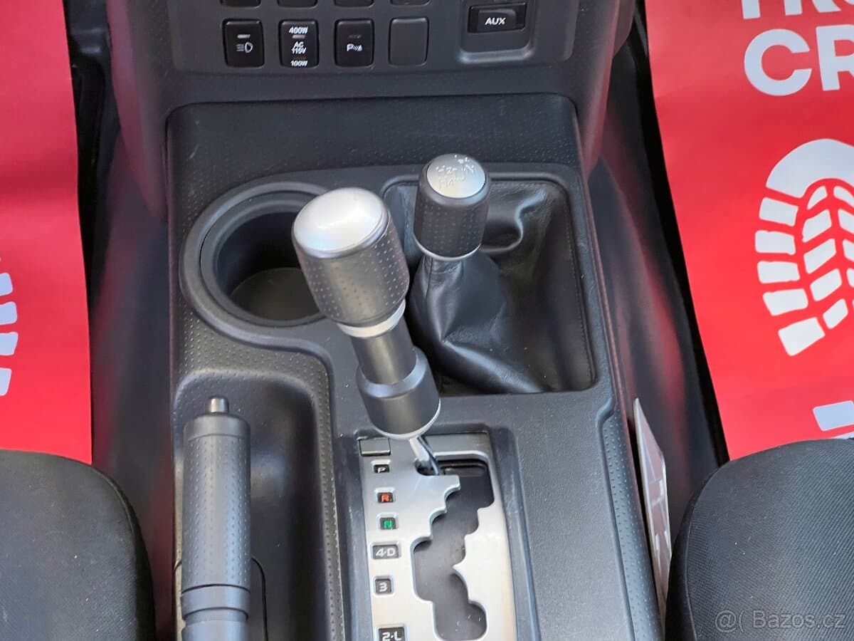 2008 Toyota FJ - 15