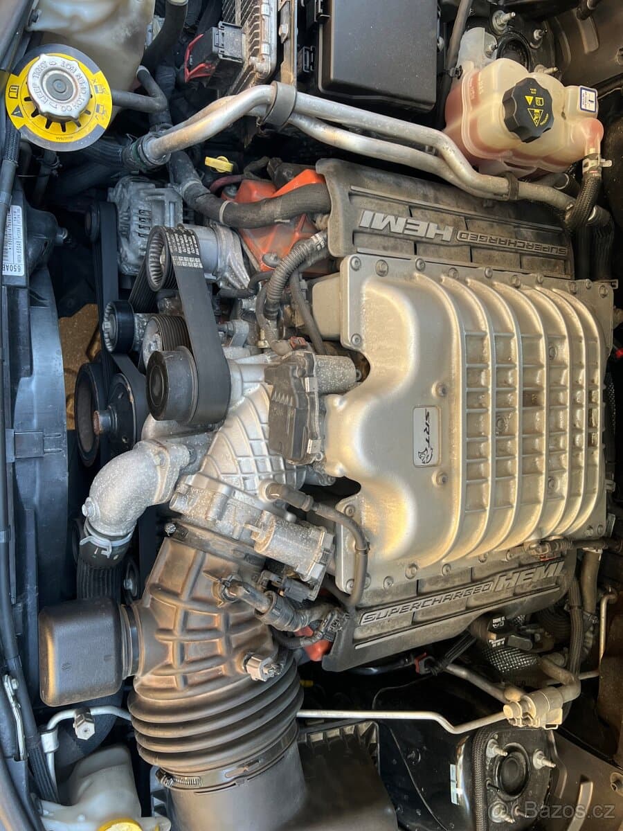 2018 Jeep CHEROKEE - 15