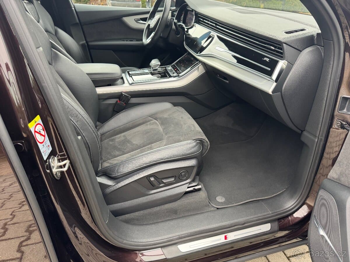 2020 Audi Q7 - 15