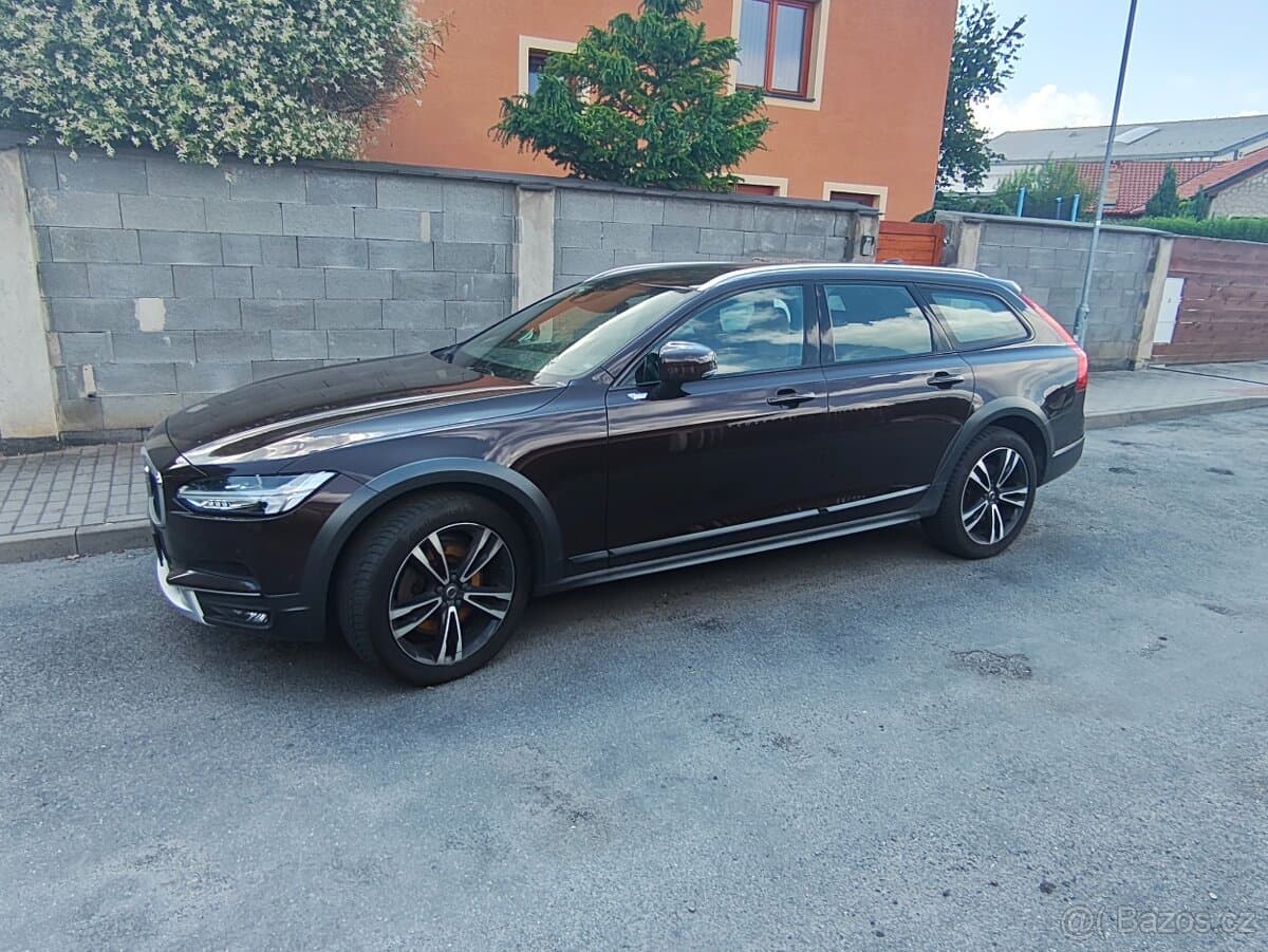 2018 Volvo V90 - 15