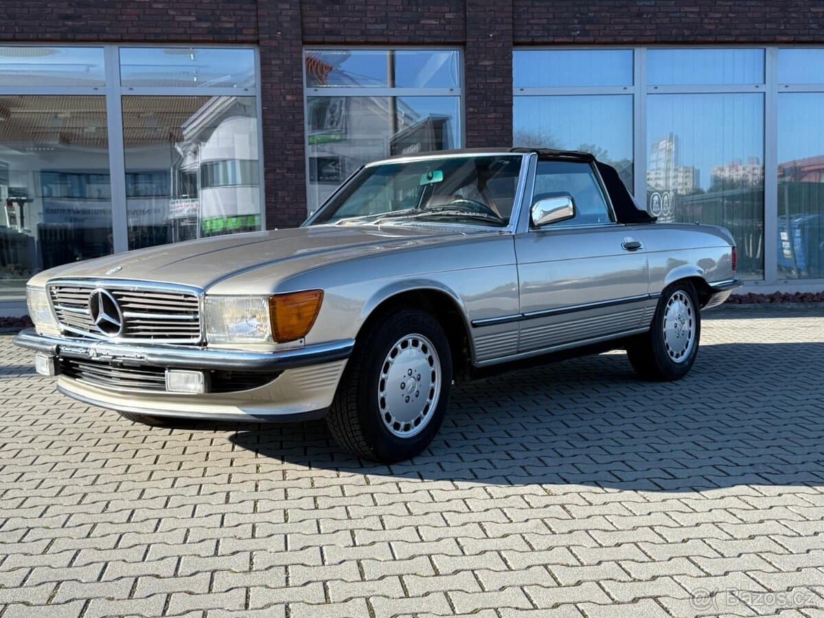 1987 Mercedes-Benz SL - 15
