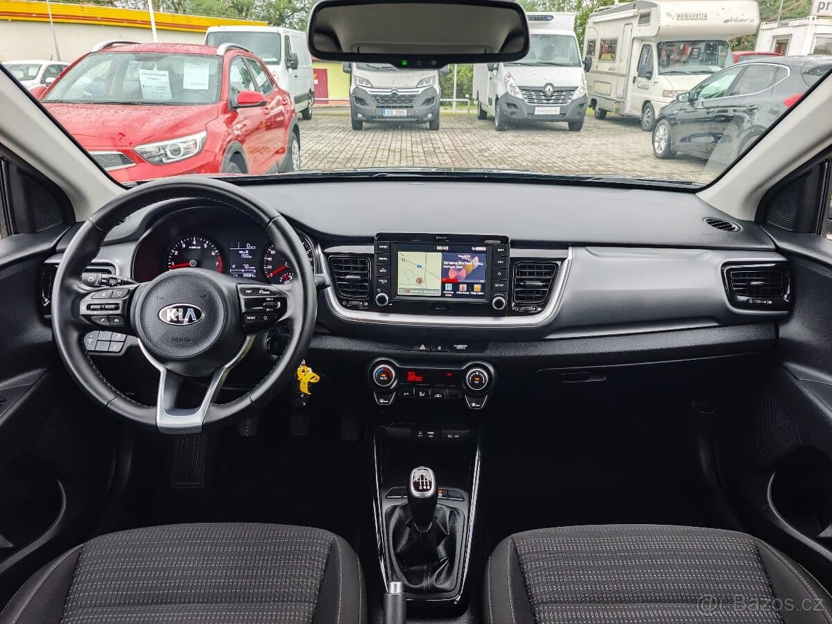 2019 Kia STONIC - 15