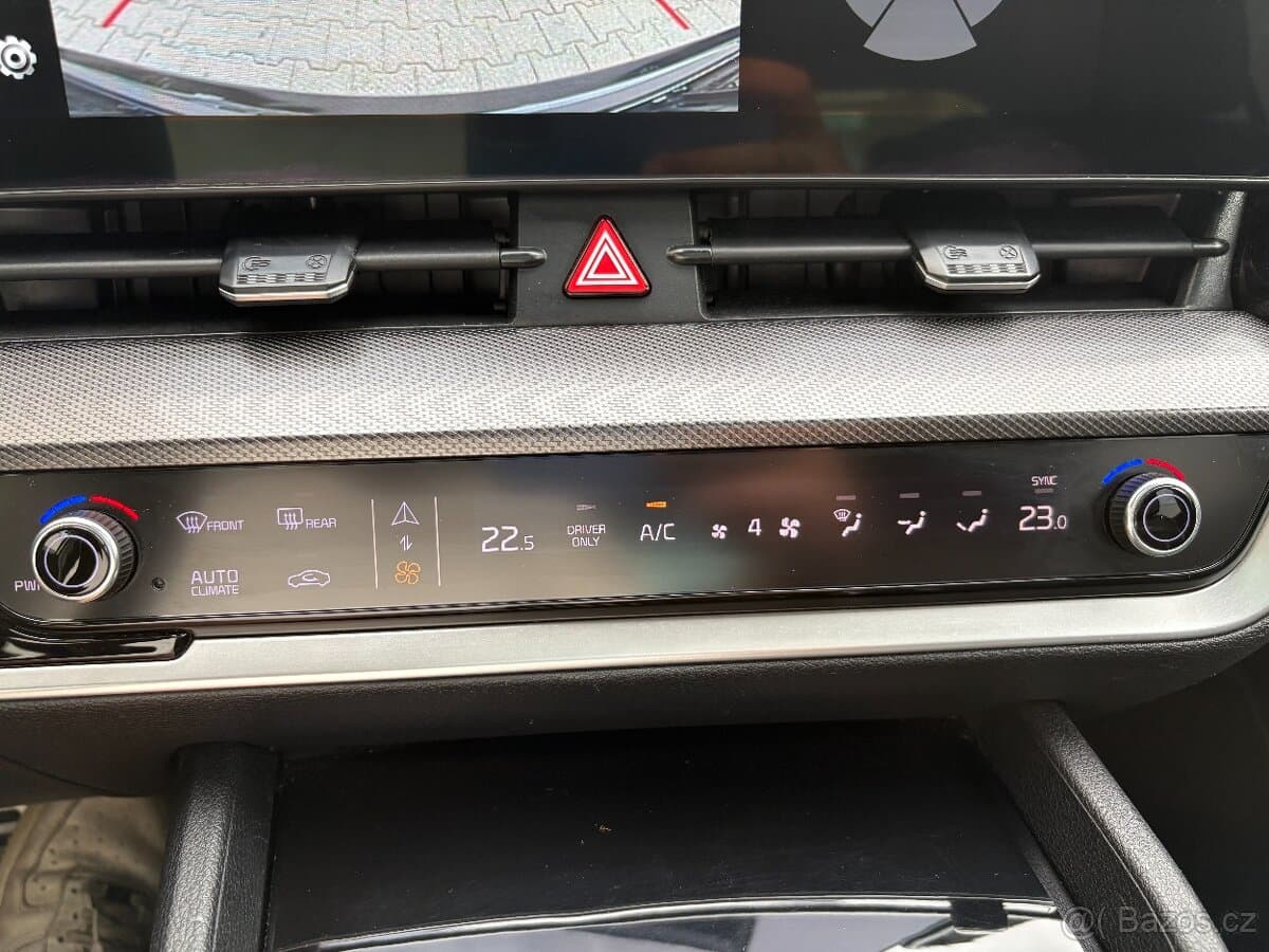 2023 Kia SPORTAGE - 15