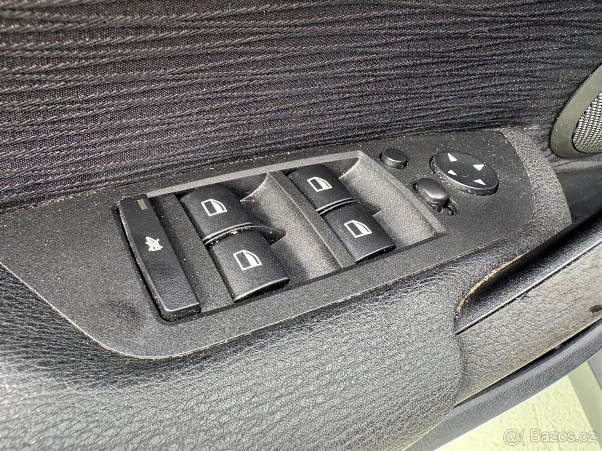 2010 BMW X1 - 15
