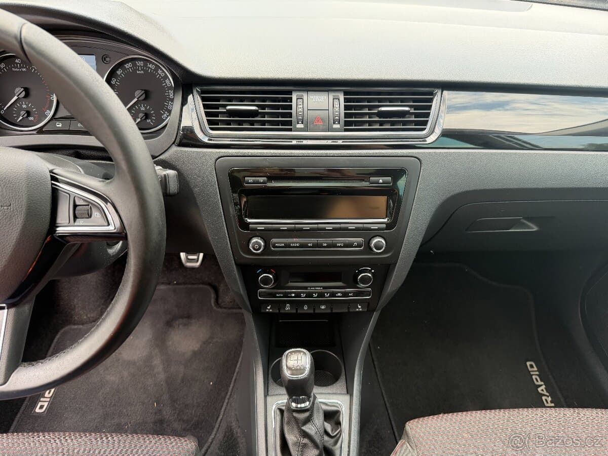 2015 Škoda RAPID - 15