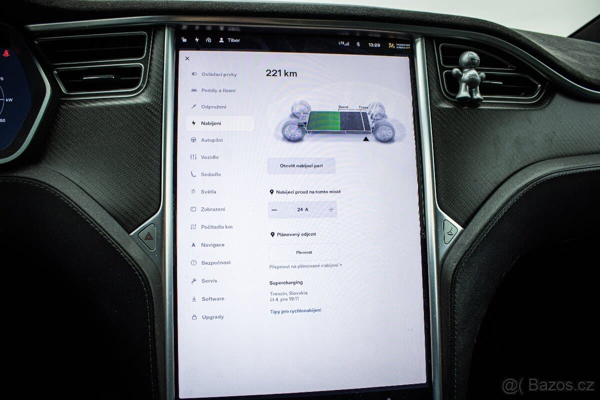 2016 Tesla MODEL X - 15