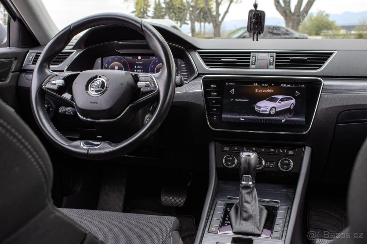 2021 Škoda SUPERB - 15