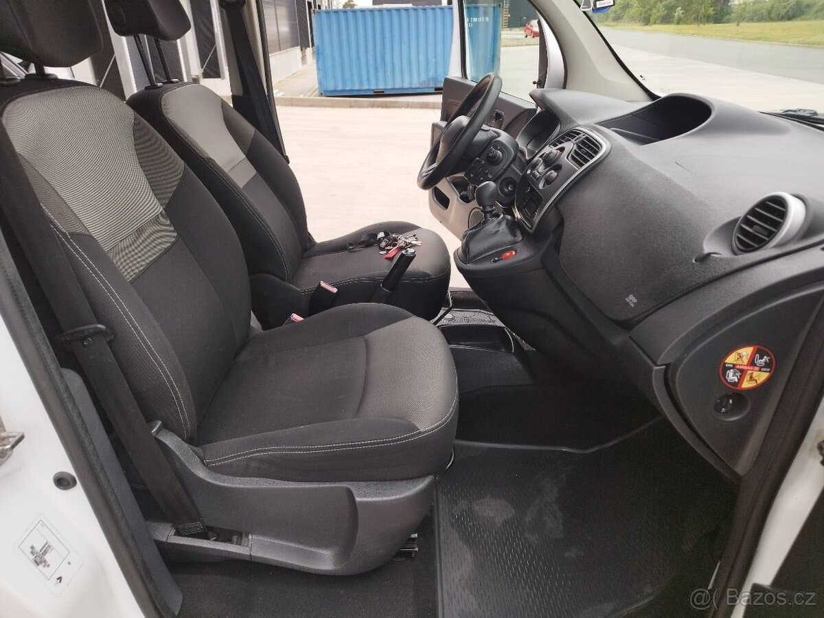 2017 Renault KANGOO - 15