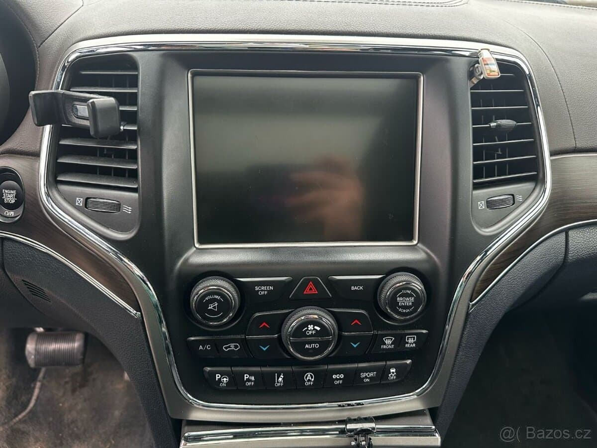 2017 Jeep CHEROKEE - 15