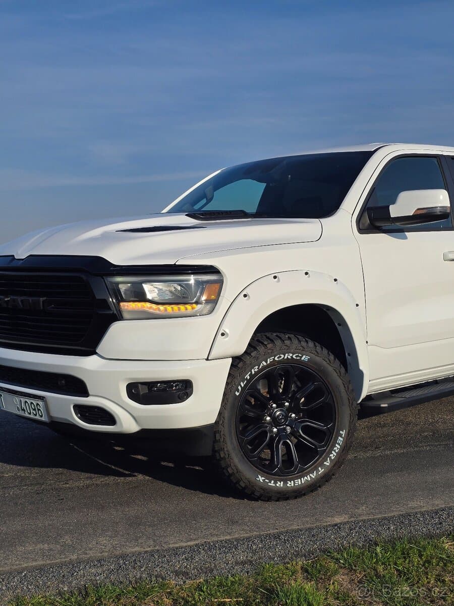 2023 RAM 1500 - 15