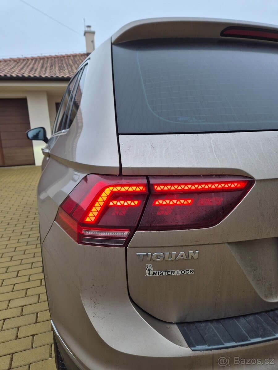 2018 Volkswagen TIGUAN - 15
