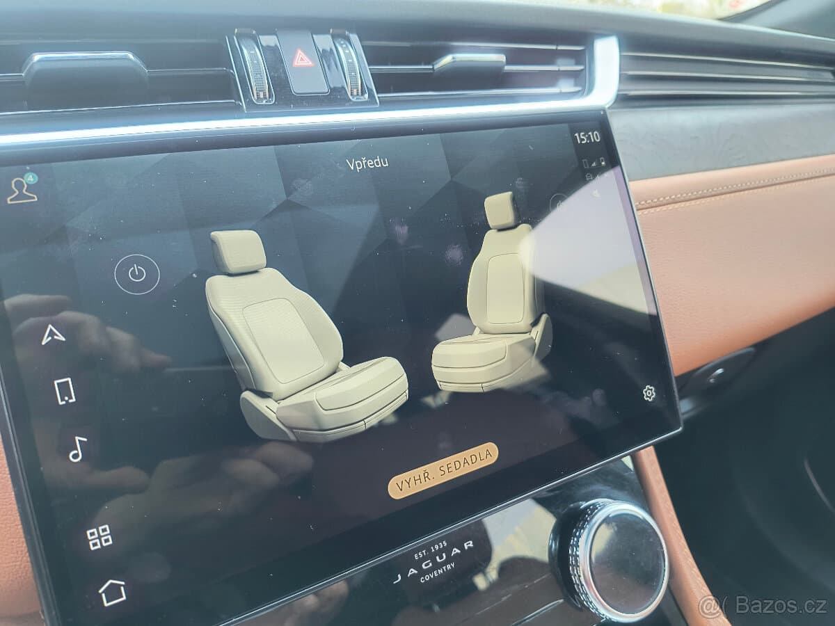 2021 Jaguar F-PACE - 15