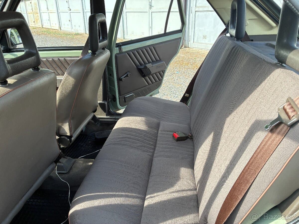 1990 Škoda FAVORIT - 15