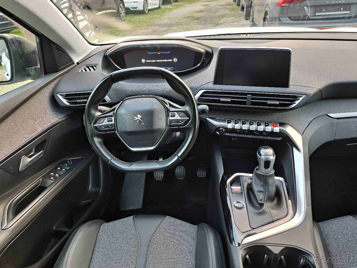 2020 Peugeot 3008 - 15