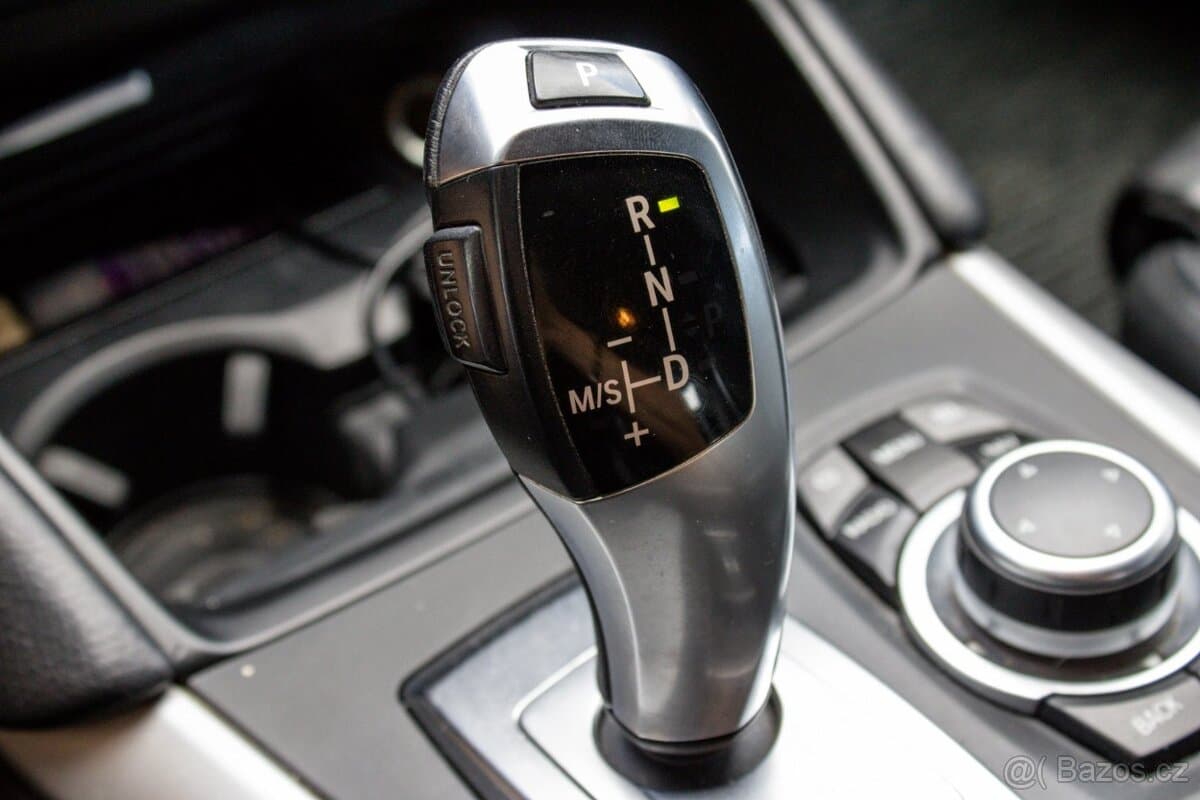 2011 BMW X6 - 15