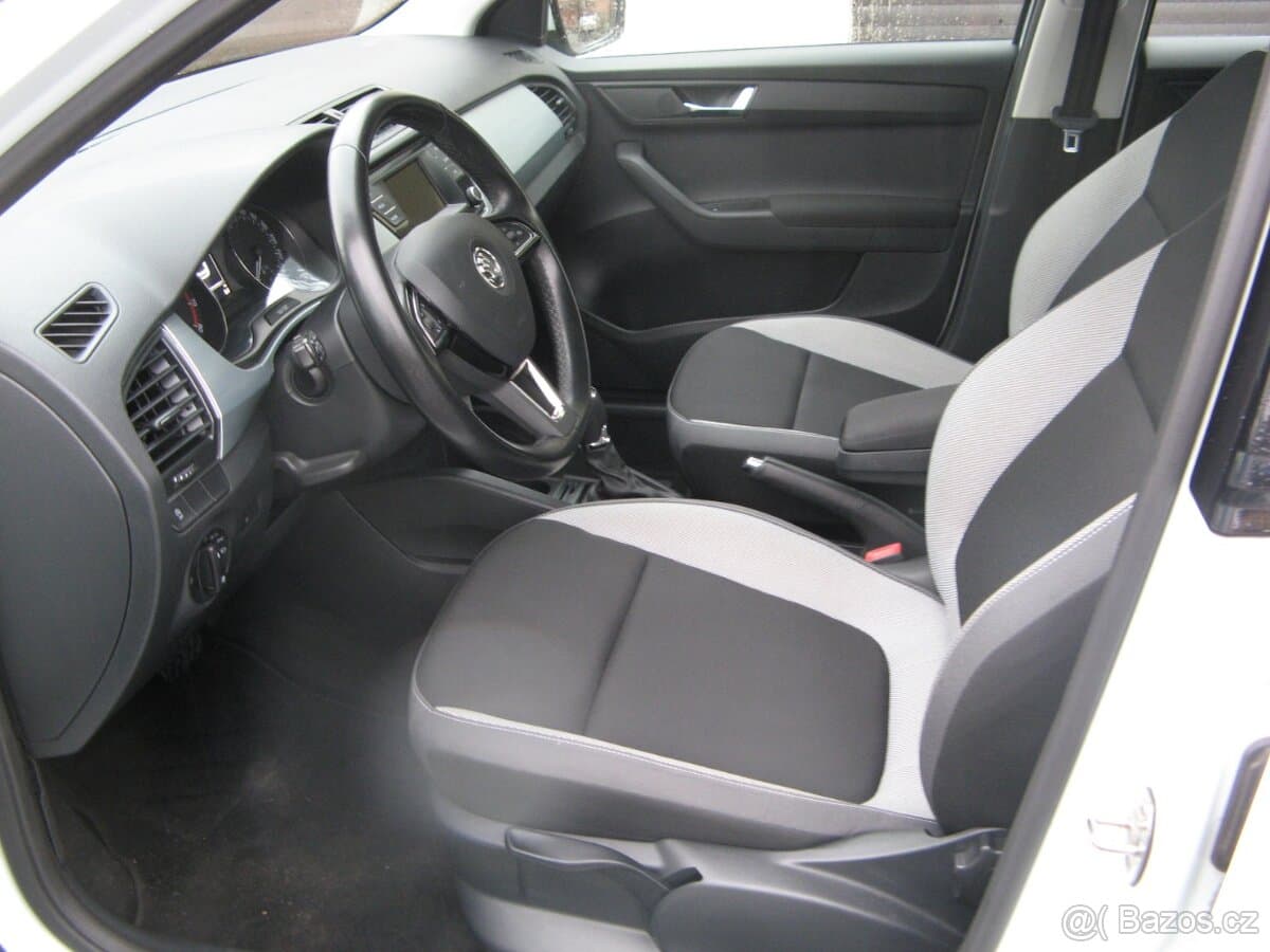 2015 Škoda FABIA - 15