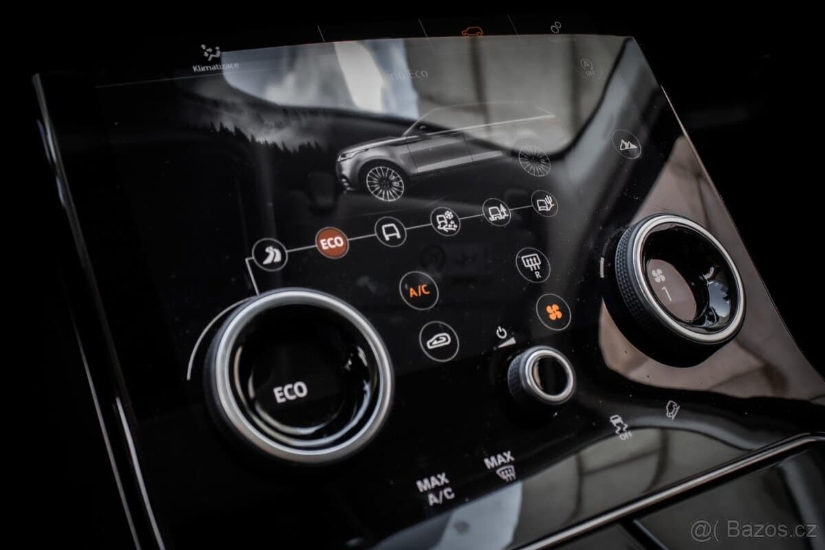 2018 Land Rover RANGE ROVER VELAR - 15