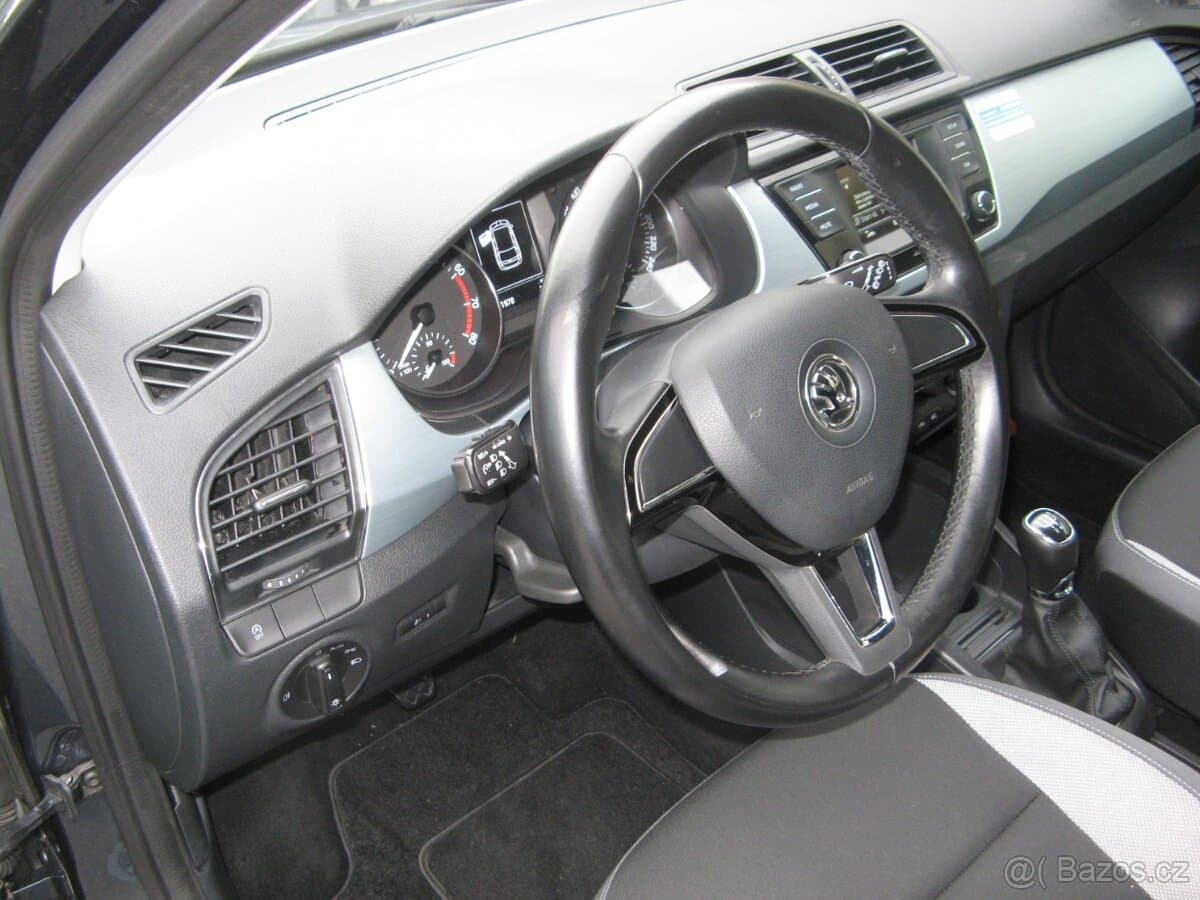 2015 Škoda FABIA - 15