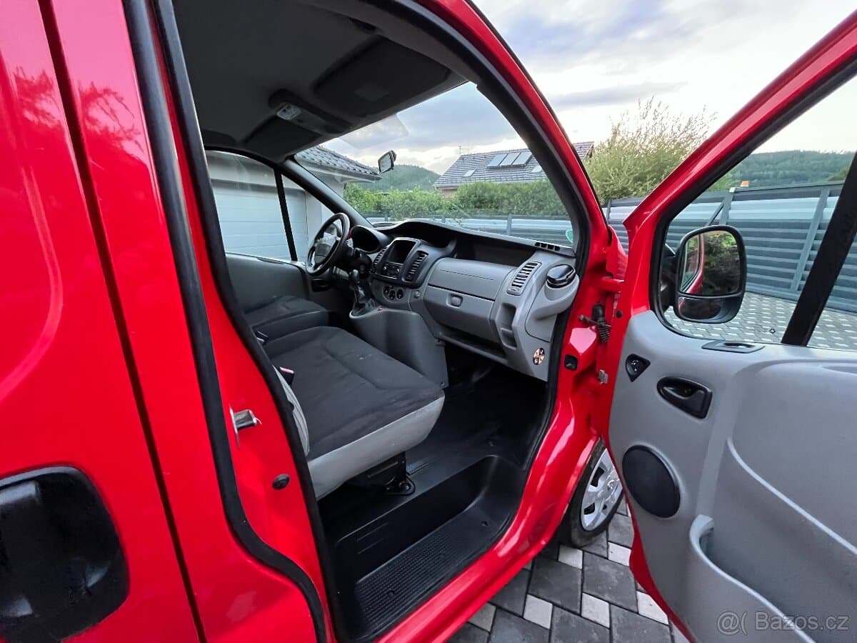 2013 Renault TRAFIC - 15