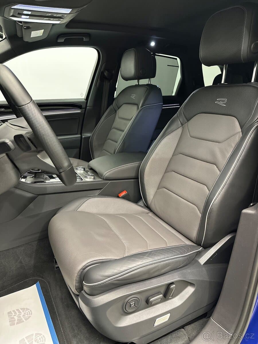 2023 Volkswagen TOUAREG - 15