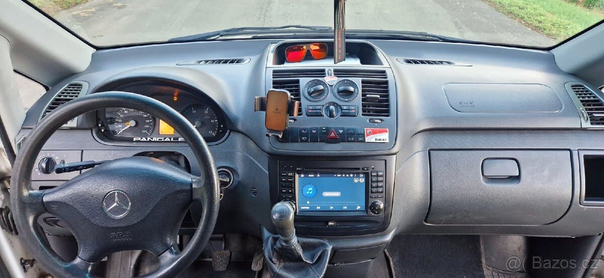 2011 Mercedes-Benz VITO - 15