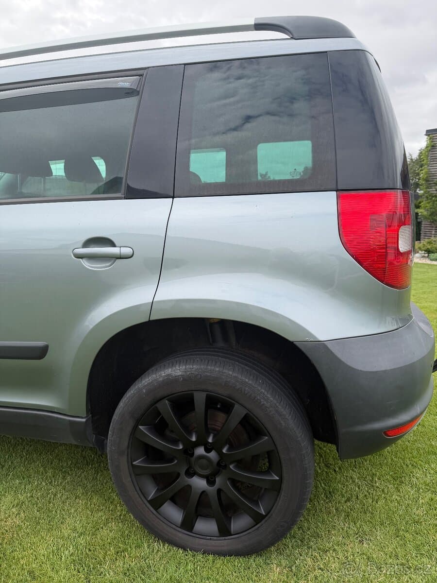 2010 Škoda YETI - 15