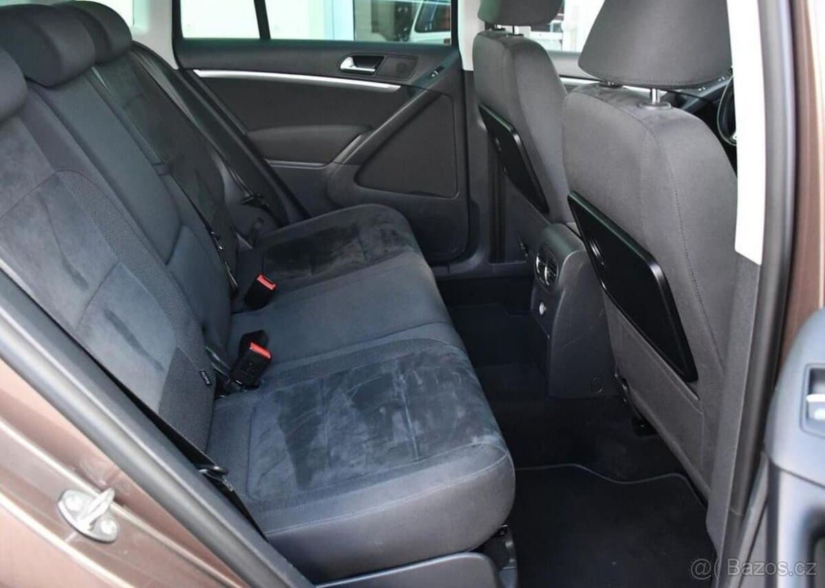2012 Volkswagen TIGUAN - 15