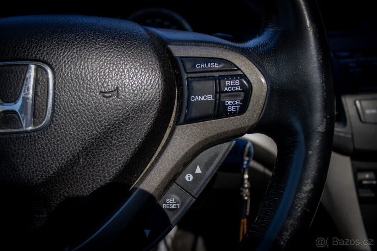 2009 Honda ACCORD - 15