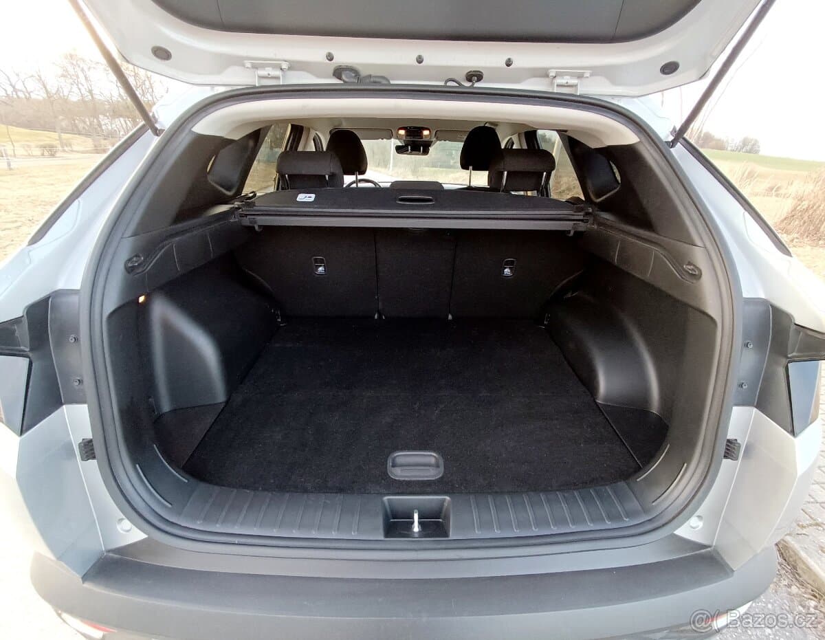 2022 Hyundai TUCSON - 15