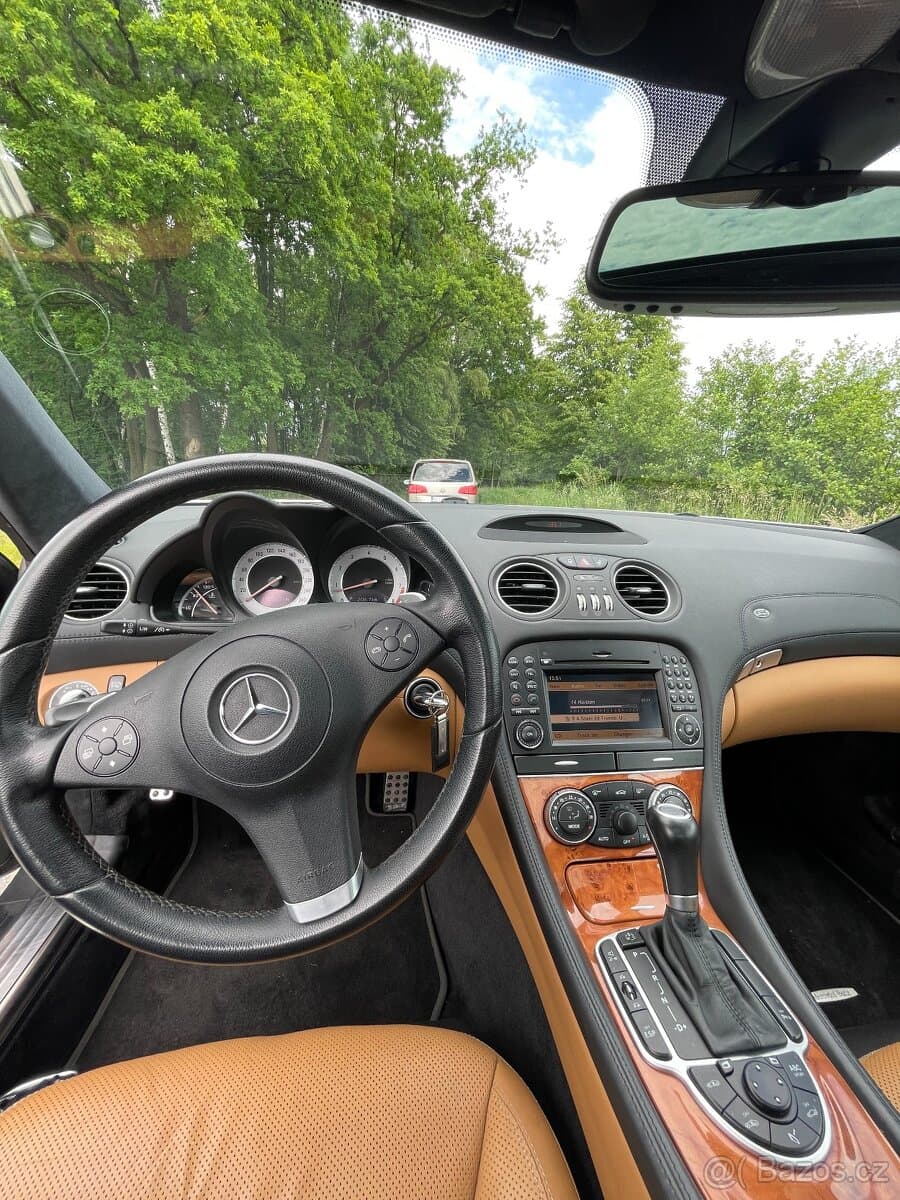 2006 Mercedes-Benz SL - 15