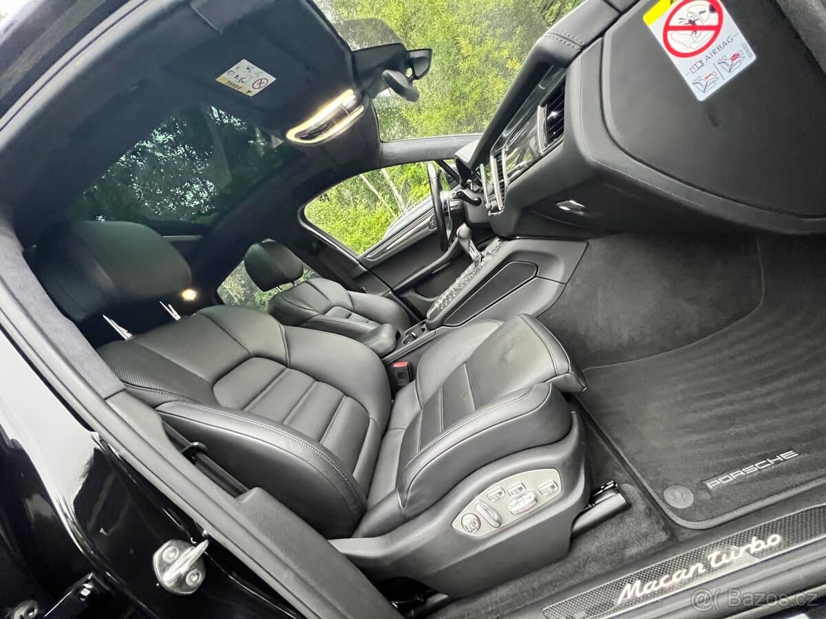 2017 Porsche MACAN - 15