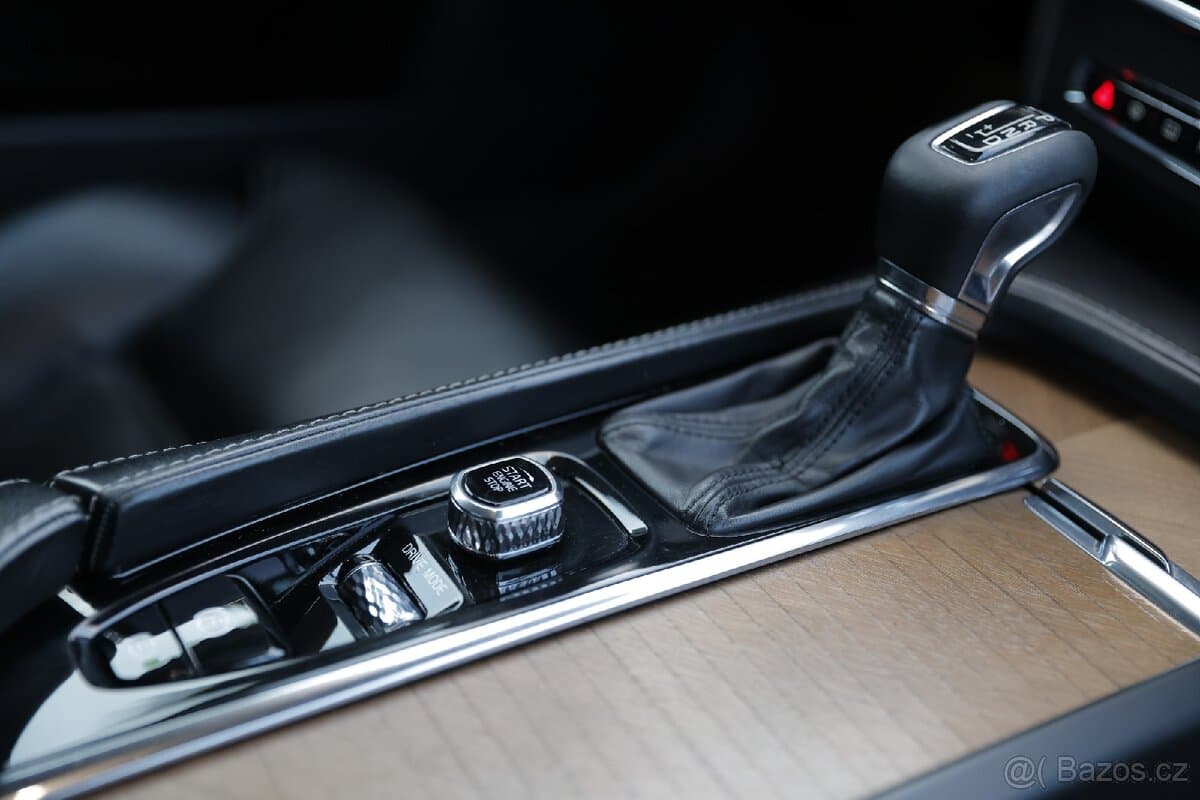2019 Volvo S90 - 15