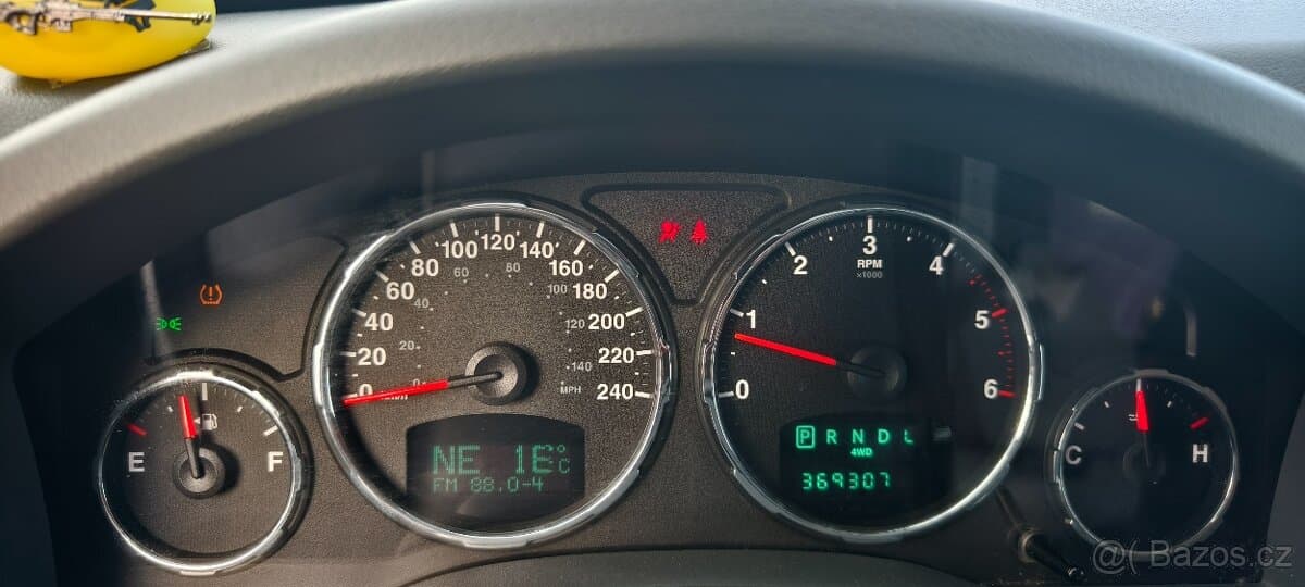 2008 Jeep CHEROKEE - 15