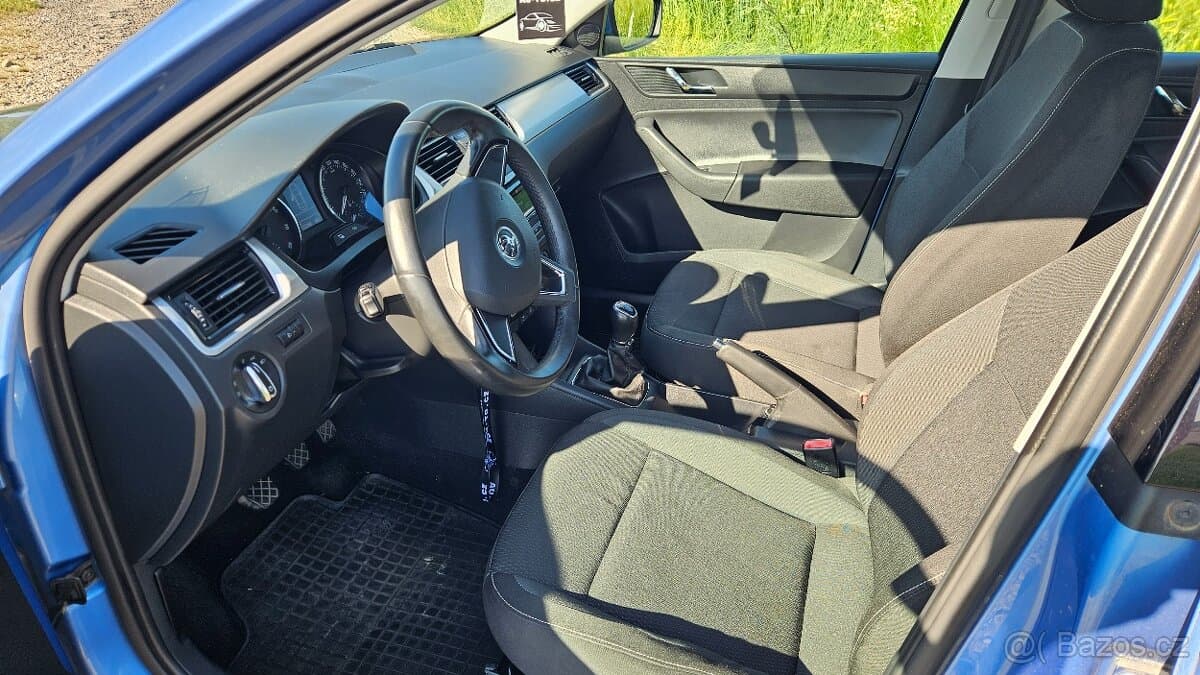 2013 Škoda RAPID - 15