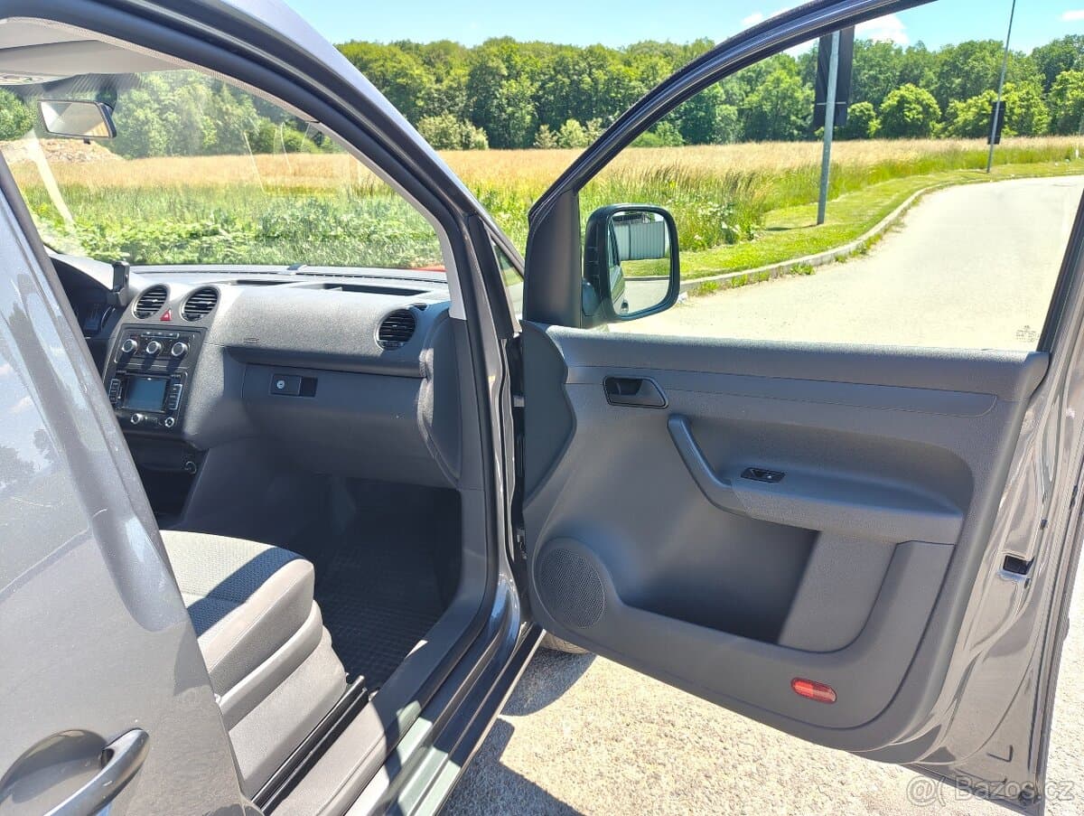 2013 Volkswagen CADDY - 15