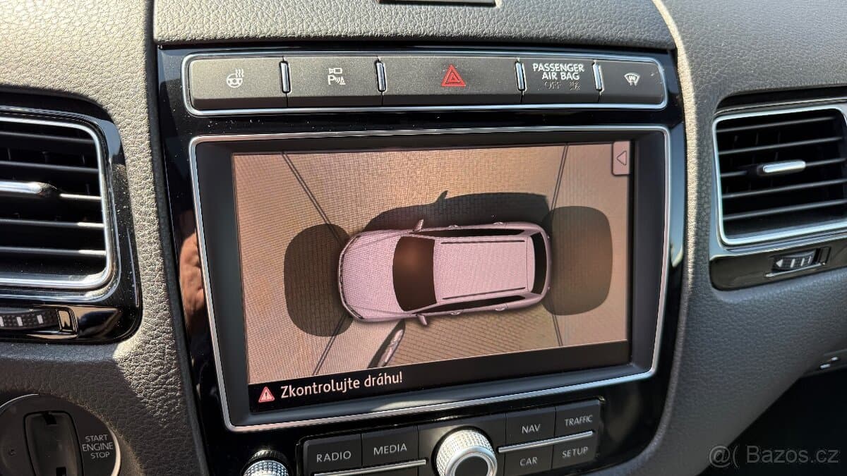 2016 Volkswagen TOUAREG - 15