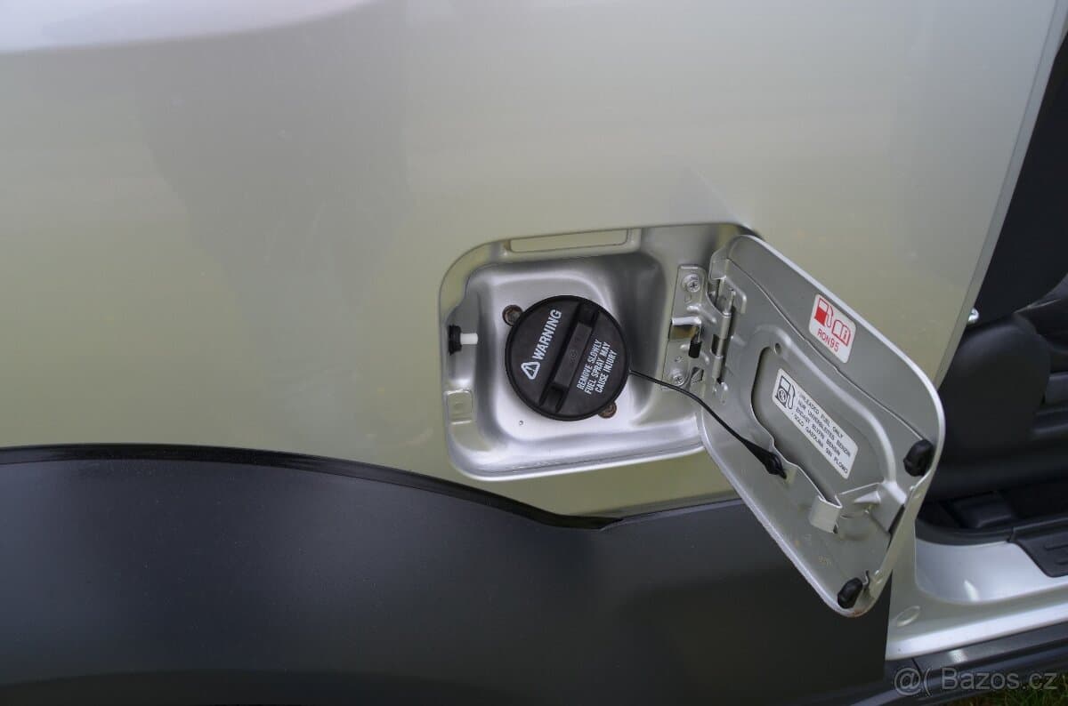 2010 Suzuki JIMNY - 15