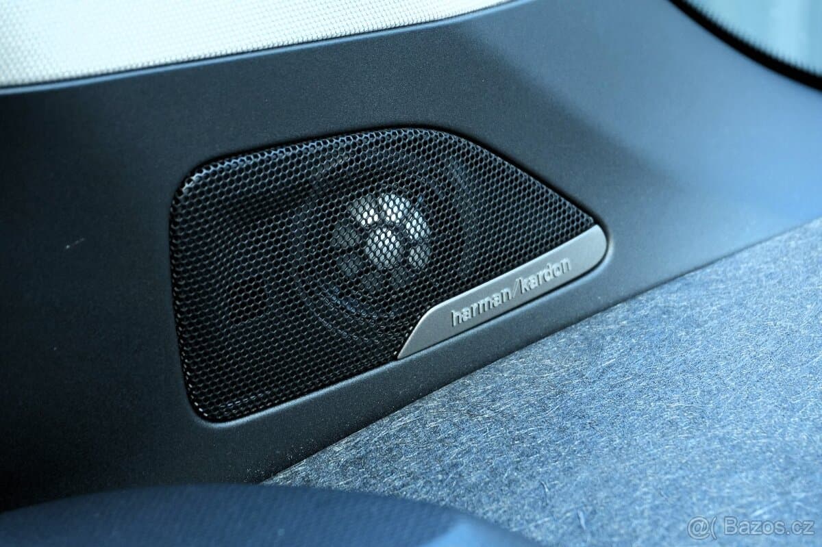 2021 BMW i3 - 15