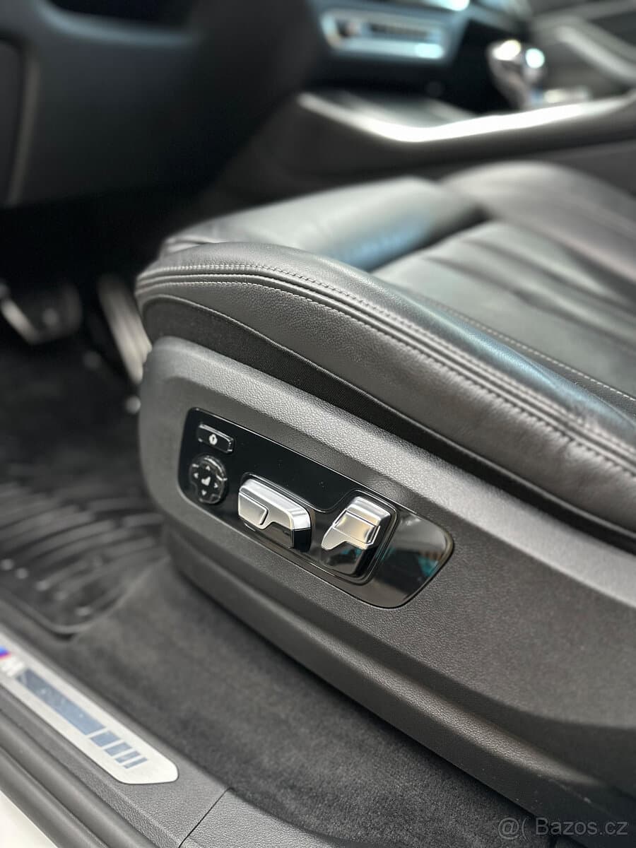 2021 BMW X5 - 15