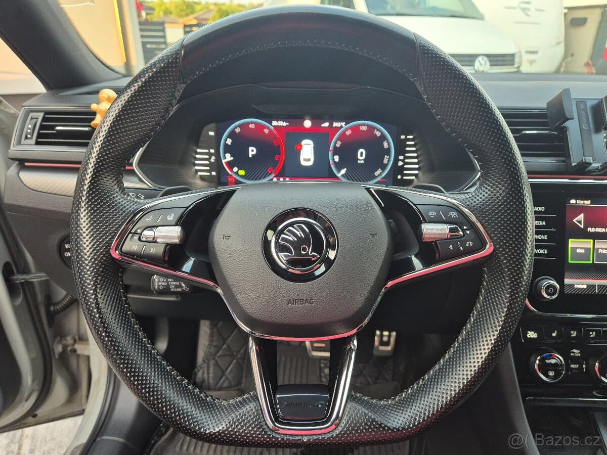 2022 Škoda SUPERB - 15