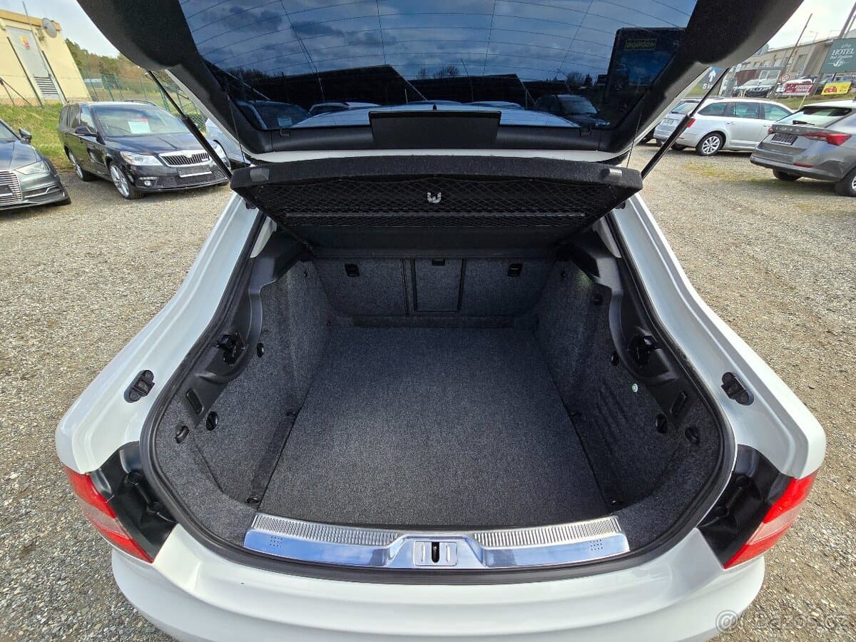 2013 Škoda SUPERB - 15