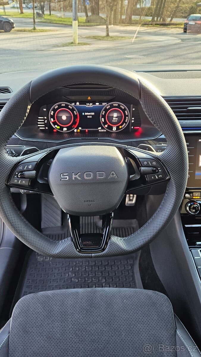 2018 Škoda SUPERB - 15