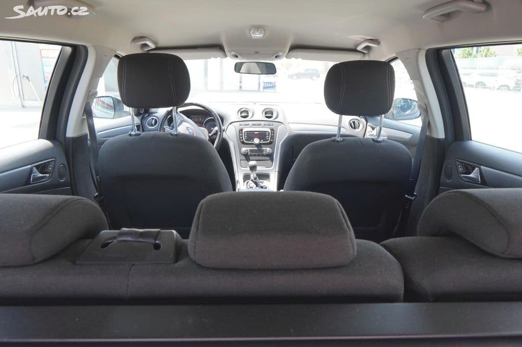 2010 Ford MONDEO - 15
