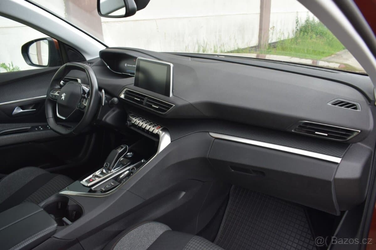 2021 Peugeot 5008 - 15