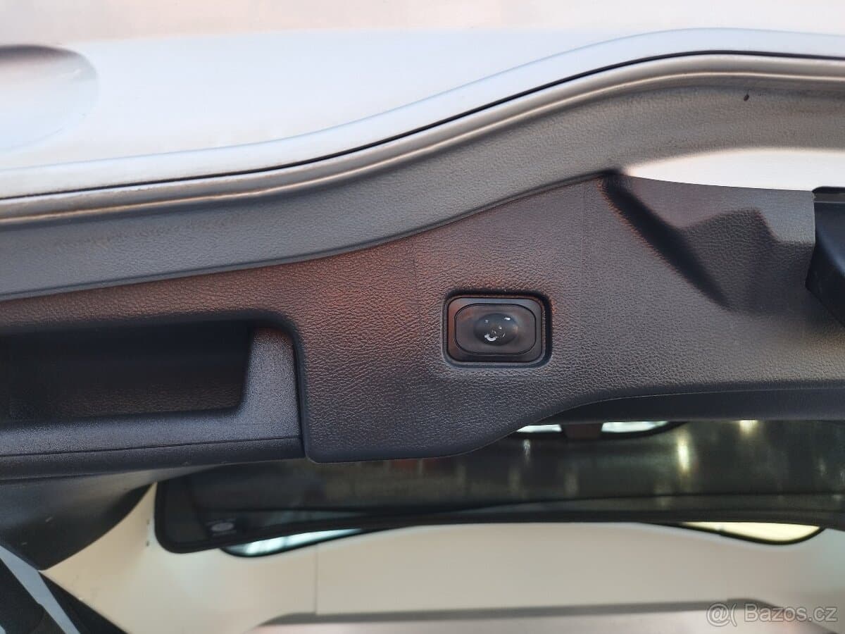 2020 Ford MONDEO - 15
