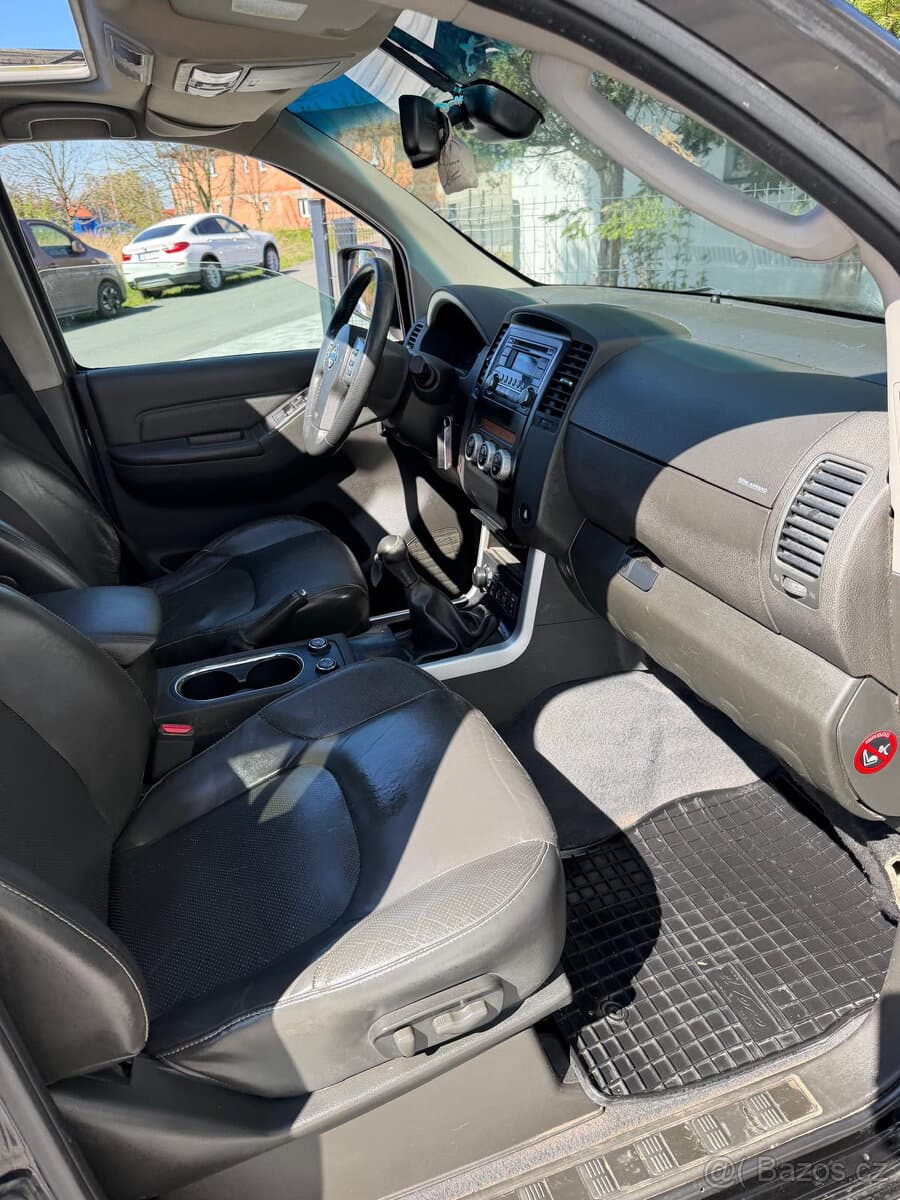 2014 Nissan PATHFINDER - 15